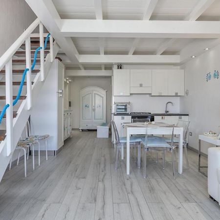 Giglio Apartment Vista Mare E Parcheggio Privato Porto Rotondo Ngoại thất bức ảnh