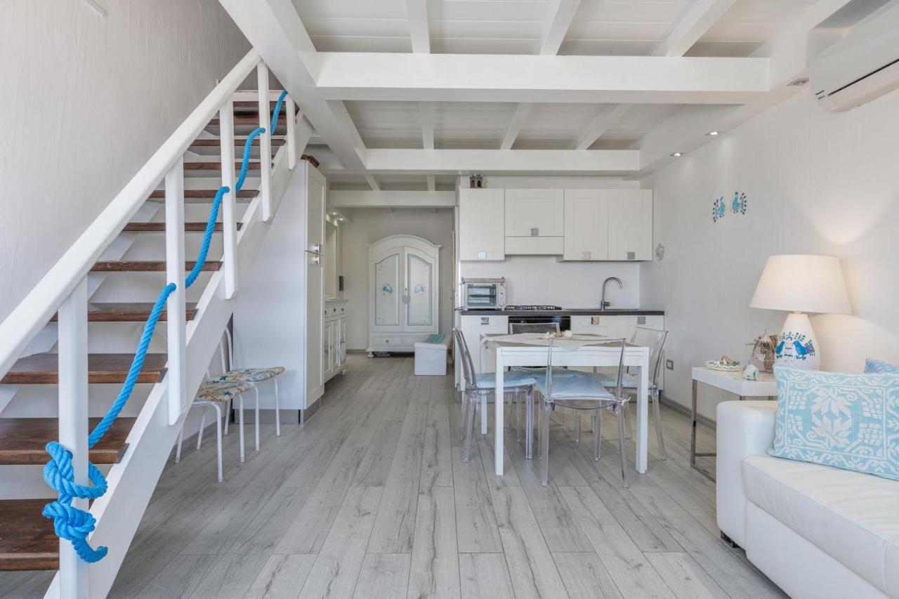 Giglio Apartment Vista Mare E Parcheggio Privato Porto Rotondo Ngoại thất bức ảnh