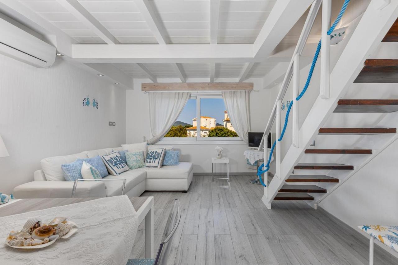 Giglio Apartment Vista Mare E Parcheggio Privato Porto Rotondo Ngoại thất bức ảnh