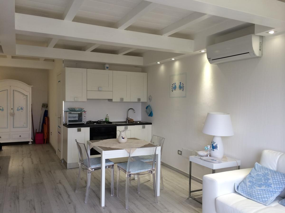 Giglio Apartment Vista Mare E Parcheggio Privato Porto Rotondo Ngoại thất bức ảnh