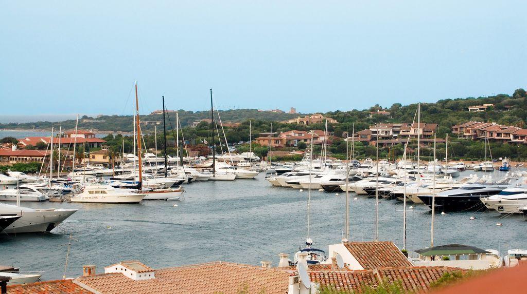 Giglio Apartment Vista Mare E Parcheggio Privato Porto Rotondo Ngoại thất bức ảnh